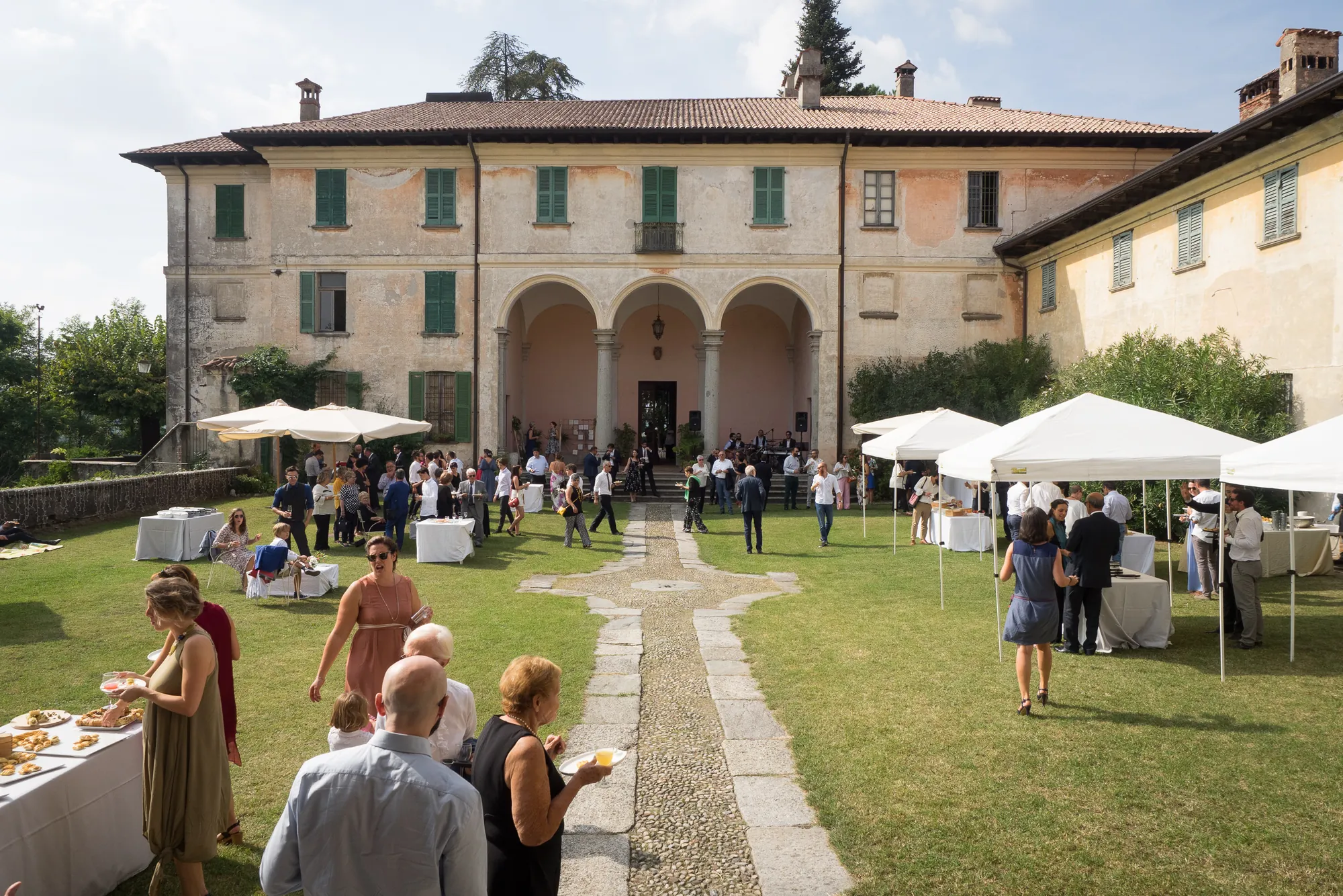 Matrimonio di Anna e Matte, Cantù e Valmorea